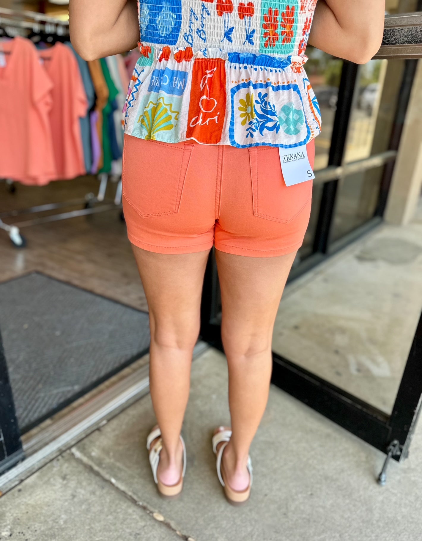 Aria Colored Shorts- Coral
