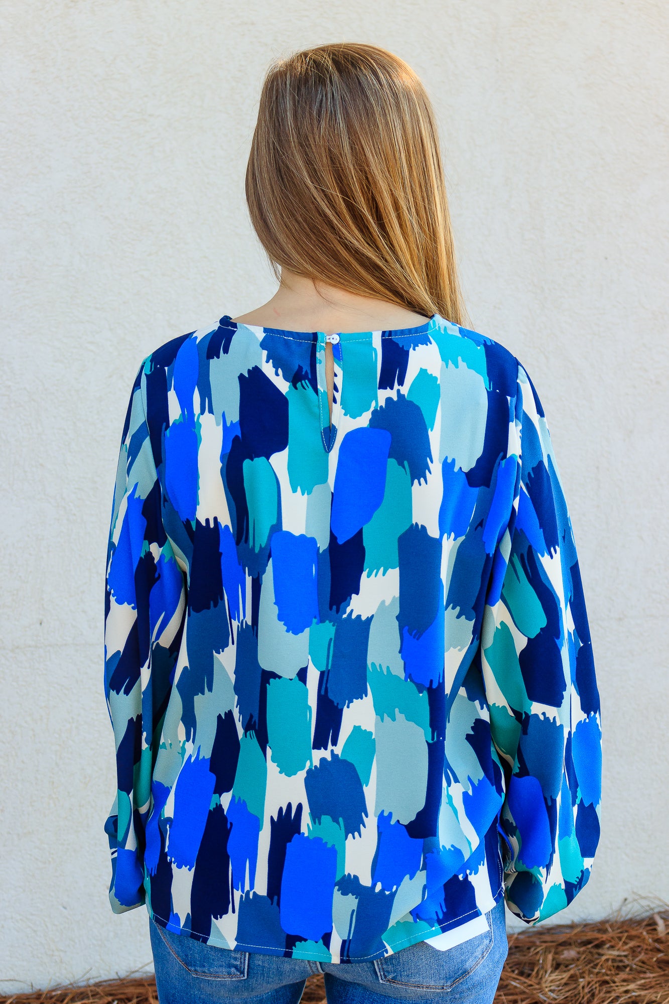 Michelle McDowell: Paxton Top - Wandering Roads Blue