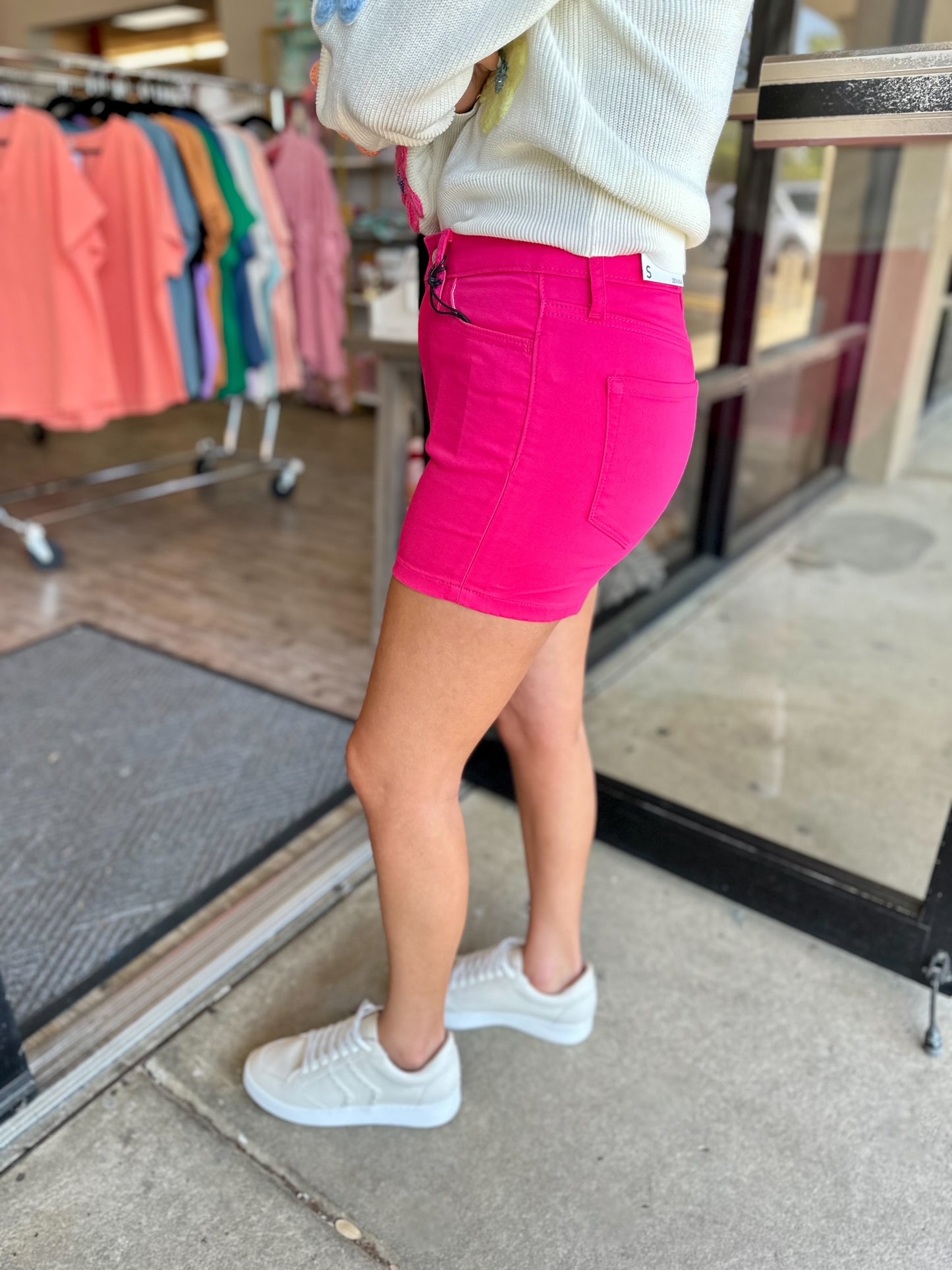 Aria Colored Shorts- Hot Pink