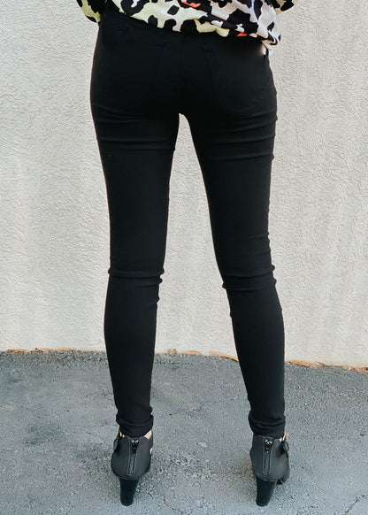 RESTOCK:: Skylar Skinnies - Black