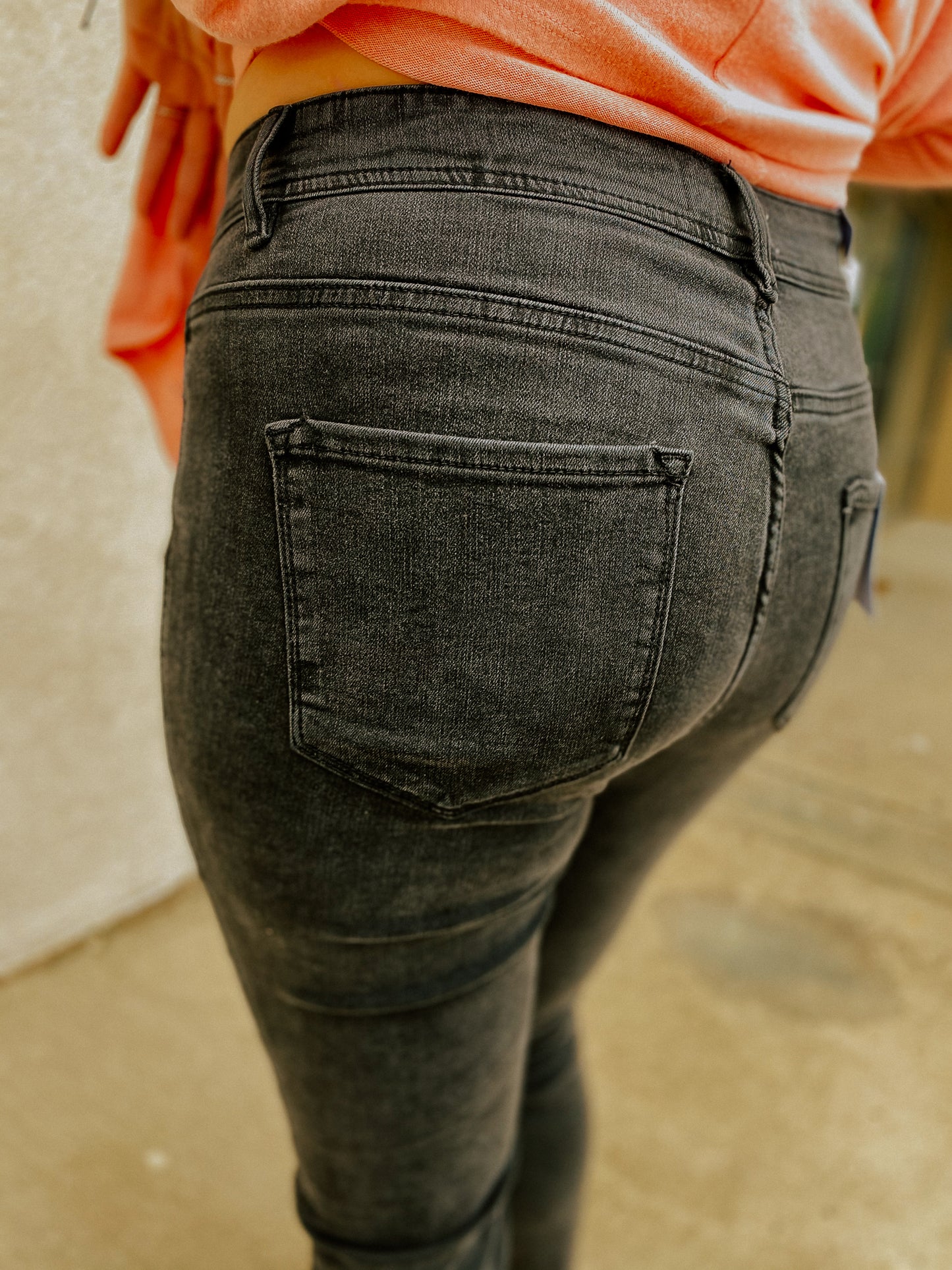 Curvy Haylie High Rise Skinny - Faded Black