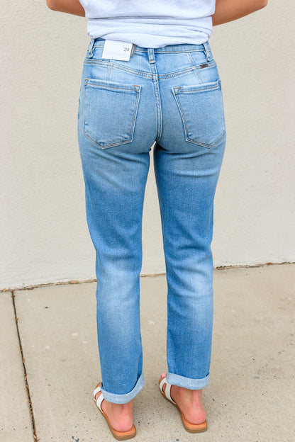 KanCan: High Rise Slim Straight Distressed Denim - Medium Wash